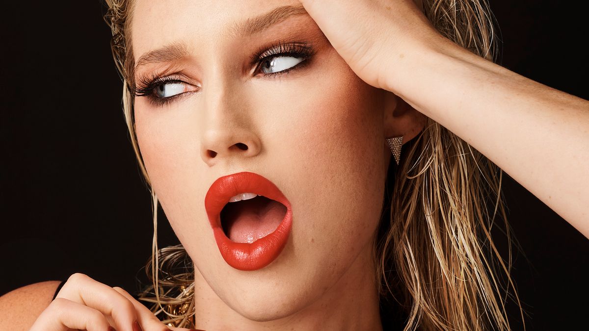 TikTok beauty influencer Meredith Duxbury with E.L.F. Cosmetics to launch the new O Face Satin Lipstick