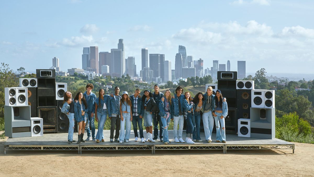 A group of young people as part of American Eagle's 2022 back-to-school campaign